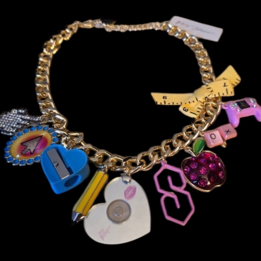 BETSEY JOHNSON Back to School Multiple School Supplies Charms Necklace NEW NWT - Picture 2 of 9